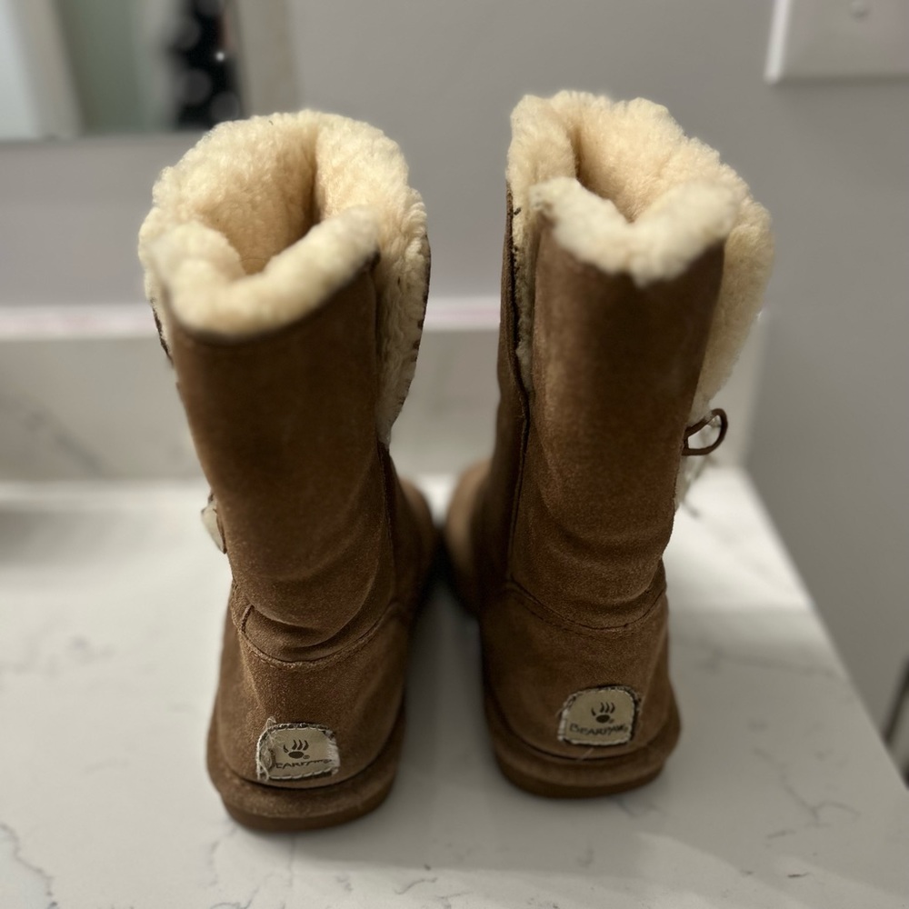 Women’s Bearpaw boots